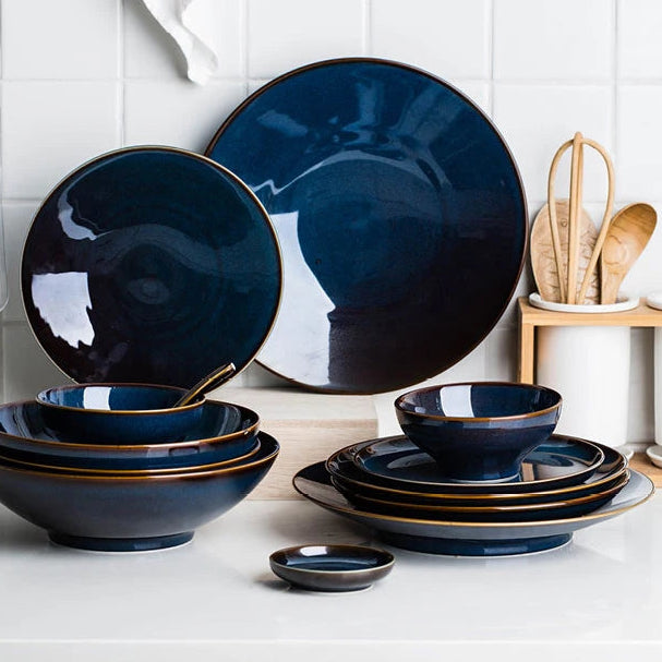 Deep blue ceramic dinnerware set by ๐๐ ๐๐๐ ๐น๐๐๐๐ ๐ป๐๐๐๐ ๐๏ฟฝ