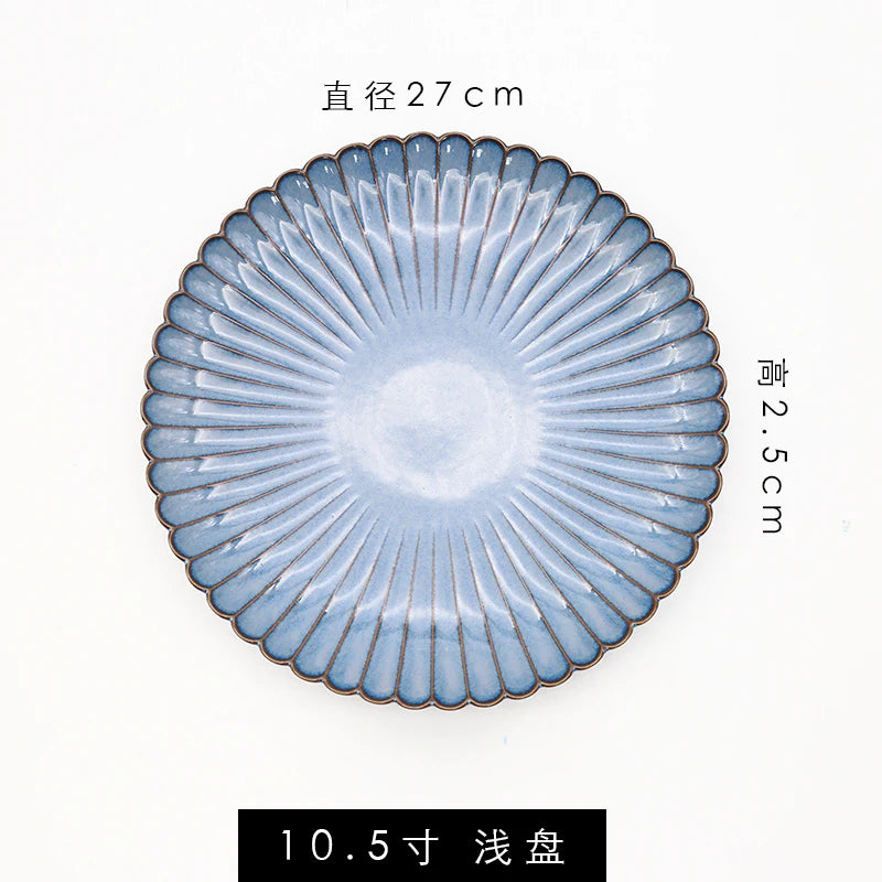 Retro ceramic dinner plate by ๐๐ฎ ๐๐๐ ๐น๐๐๐๐ ๐ป๐๐๐๐ ๐๐