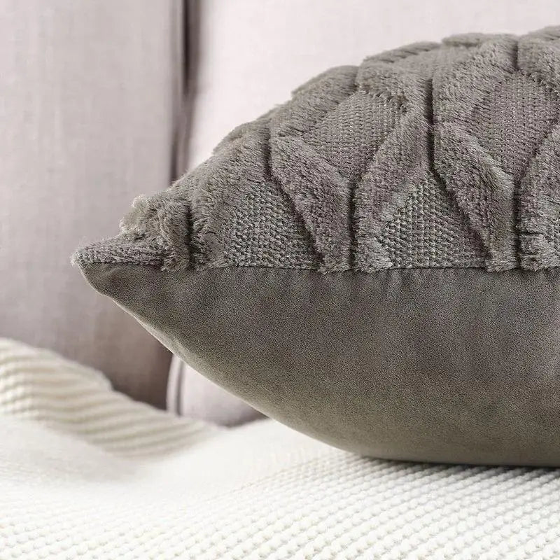 Soft plush velvet decorative pillow cover from Mc The Black Diamonds, 40x40cm, featuring a short wool texture and stylish design.