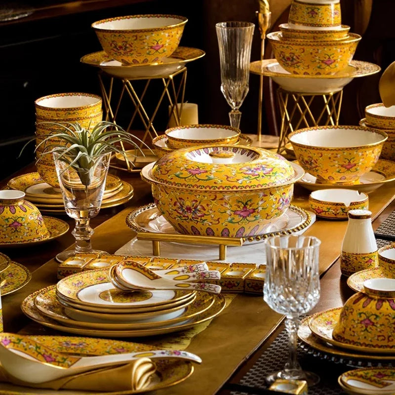 Elegant luxury dinnerware set by 𝕄𝕔 𝕋𝕙𝕖 𝔹𝕝𝕒𝕔𝕜 𝔻𝕚𝕒𝕞𝕠𝕟�