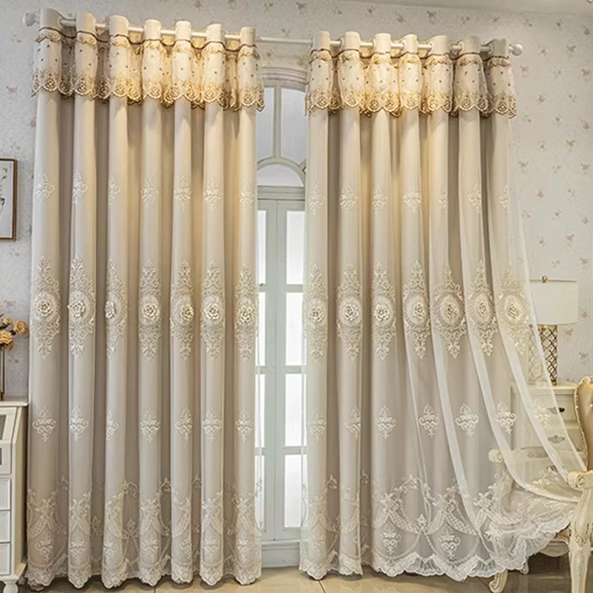 Pink chenille European thickened blackout curtains with embroidered relief, high-end finished product from MC The Black Diamond.