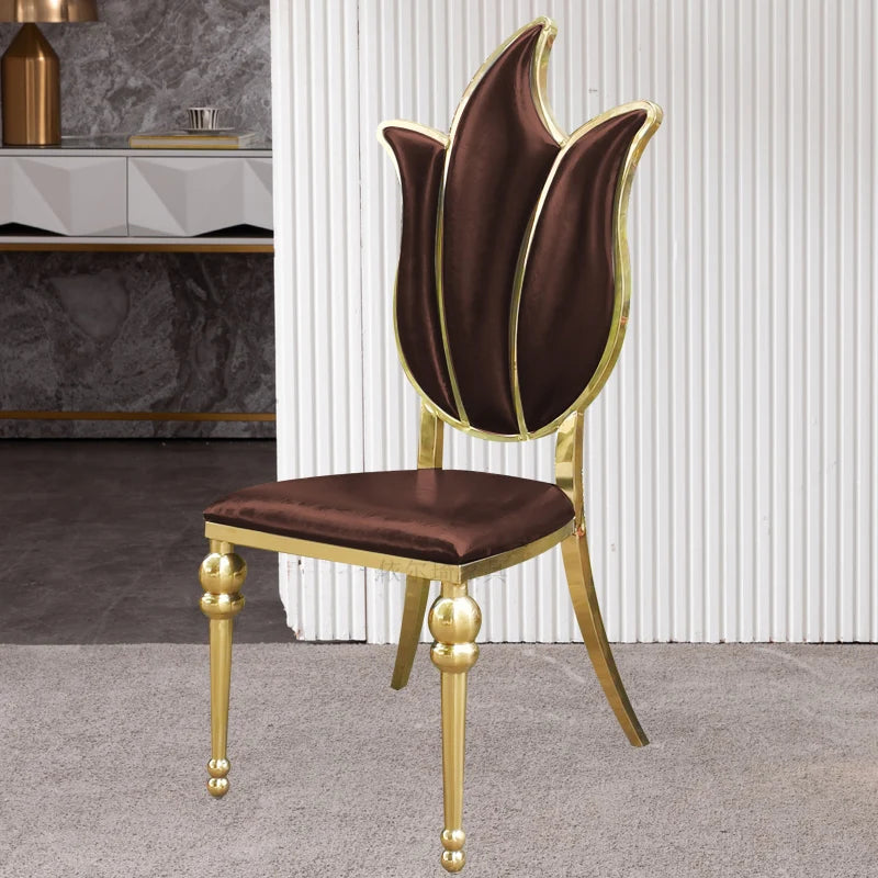 Luxury Nordic dining chair from 𝕄𝕔 𝕋𝕙𝕖 𝔹𝕝𝕒𝕔𝕜 𝔻𝕚𝕒𝕞𝕠𝕟𝕕
