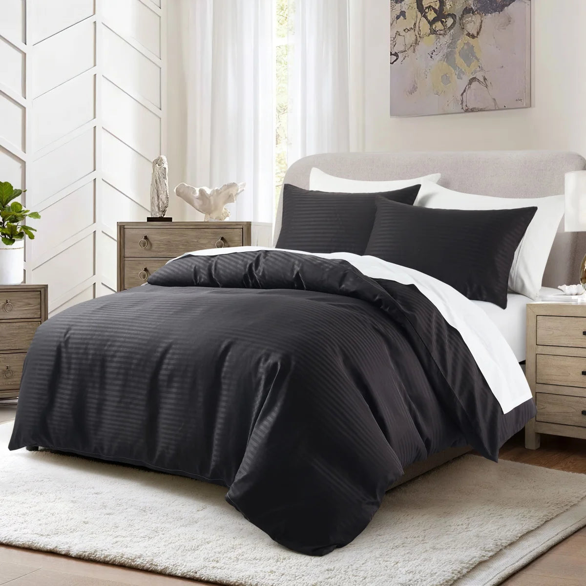 Black satin duvet cover by ๐๐ ๐๐๐ ๐น๐๐๐๐ ๐ป๐๐๐๐ ๐๐