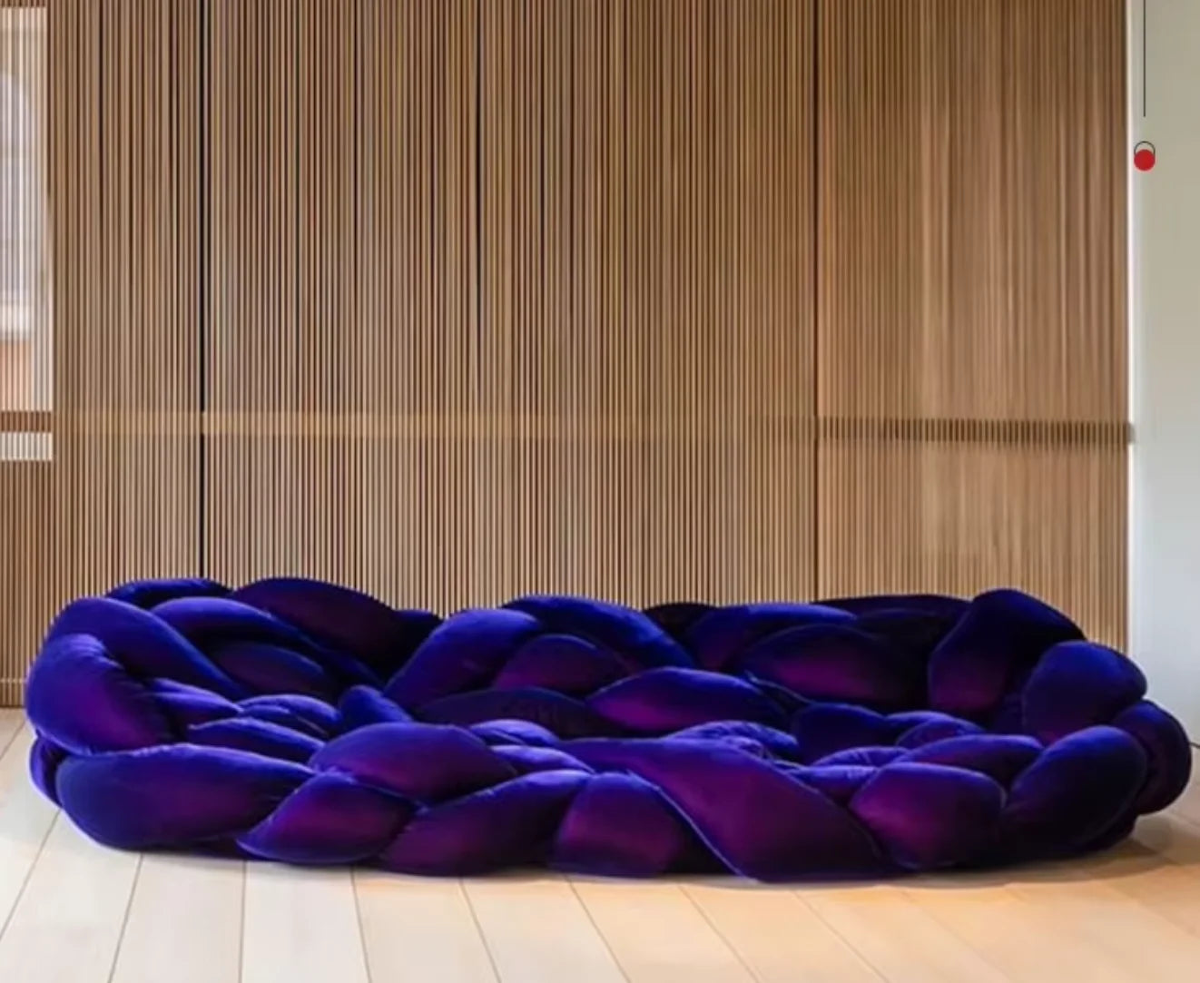 High-end 𝕄𝕔 𝕋𝕙𝕖 𝔹𝕝𝕒𝕔𝕜 𝔻𝕚𝕒𝕞𝕠𝕟𝕕 designer sectional sofa