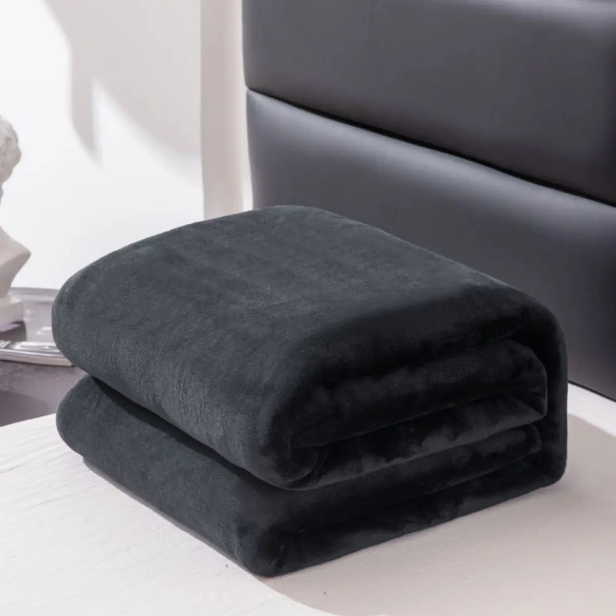 Solid color fleece blanket by ๐๐ ๐๐๐ ๐น๐๐๐๐ ๐ป๐๐๐๐ ๐๐