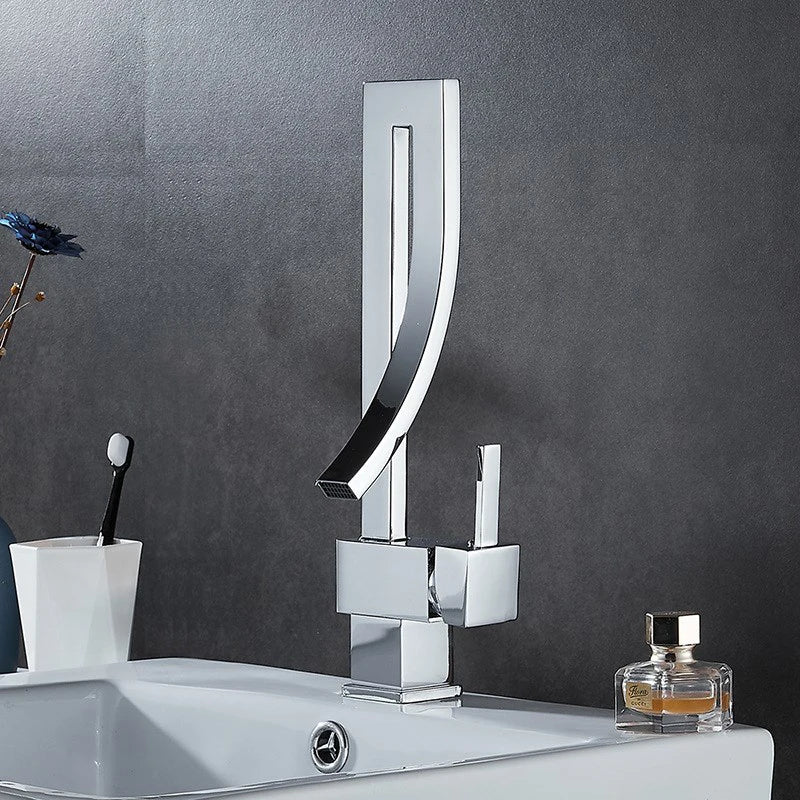 Elegant brass square basin faucet by MC THE BLACK DIAMOND for bathroom sink, with sleek modern design and polished finish.