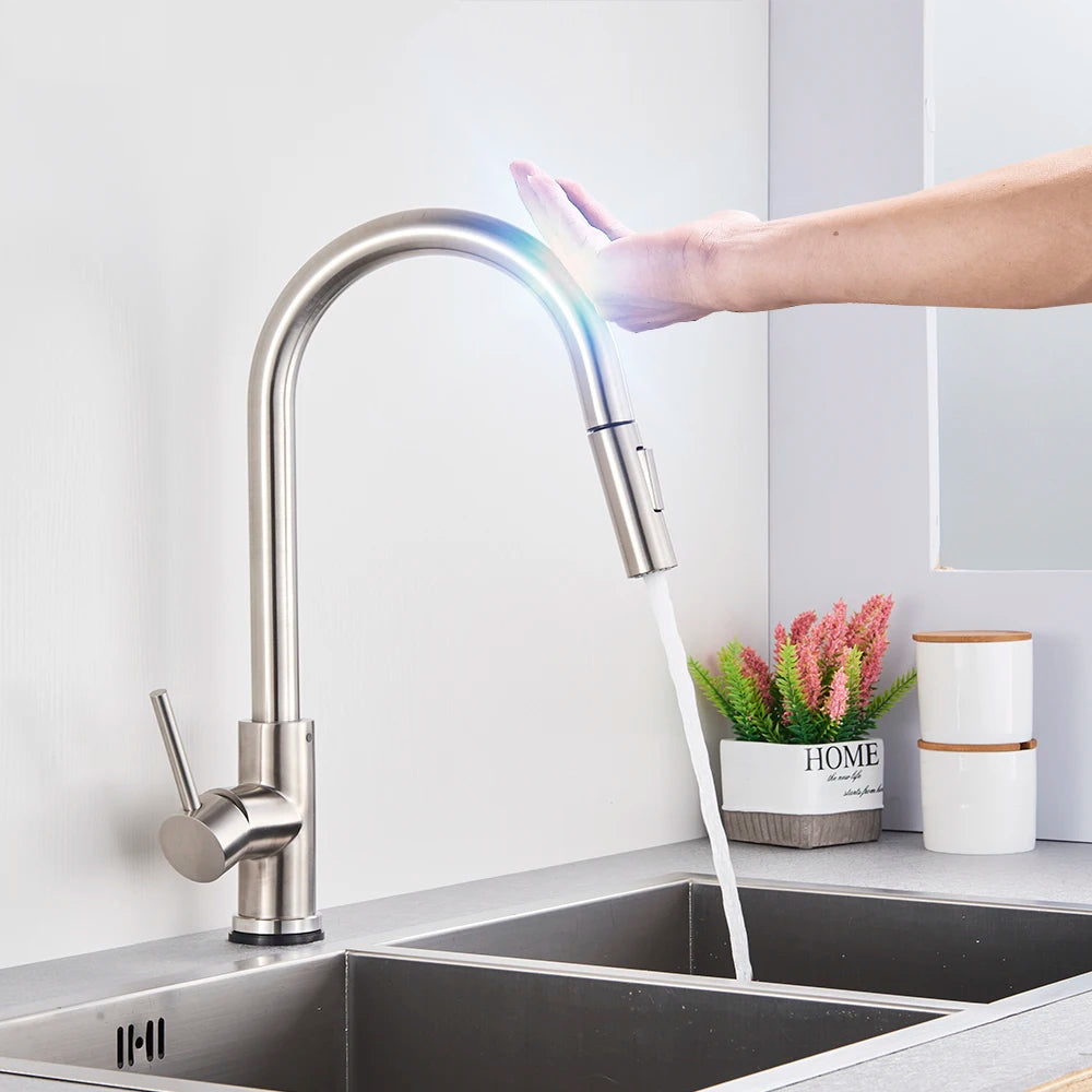 Black MC THE BLACK DIAMOND pull-out sensor kitchen faucet with touch control and mixer tap, designed for modern kitchen sinks.