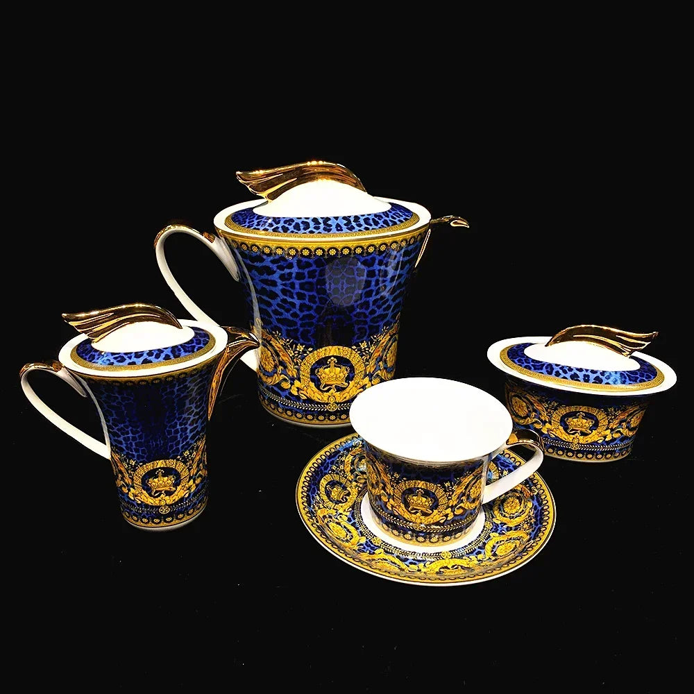 Fine Bone China dinner set by 𝕄𝕔 𝕋𝕙𝕖 𝔹𝕝𝕒𝕔𝕜 𝔻𝕚𝕒𝕞𝕠𝕟�
