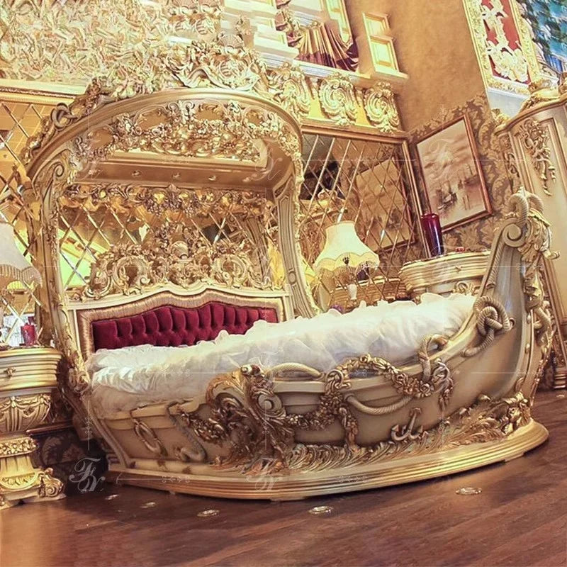 Luxurious French designer bed by 𝕄𝕔 𝕋𝕙𝕖 𝔹𝕝𝕒𝕔𝕜 𝔻𝕚𝕒𝕞𝕠𝕟�
