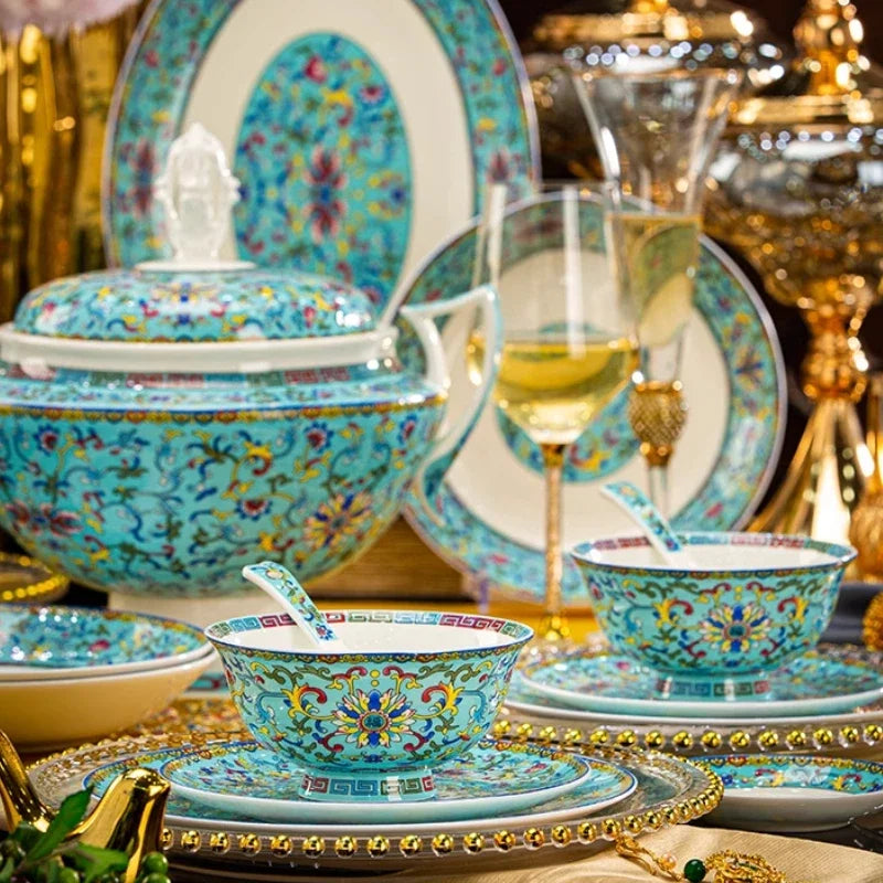 Luxury wedding dinnerware set by 𝕄𝕮 𝕋𝕙𝕖 𝔹𝕝𝕒𝕔𝕜 𝔻𝕚𝕒𝕞𝕠𝕟�