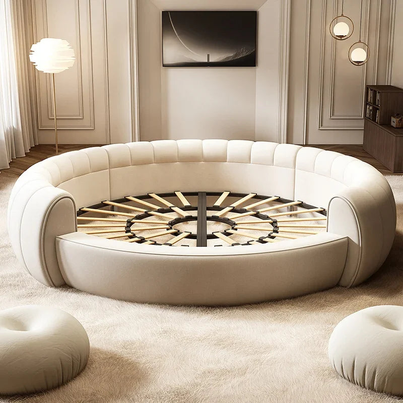 Luxury European-style girls' double queen bed by 𝕄𝕔 𝕋𝕙𝕖 𝔹𝕝𝕒𝕔𝕜 𝔻𝕚𝕒𝕞𝕠�