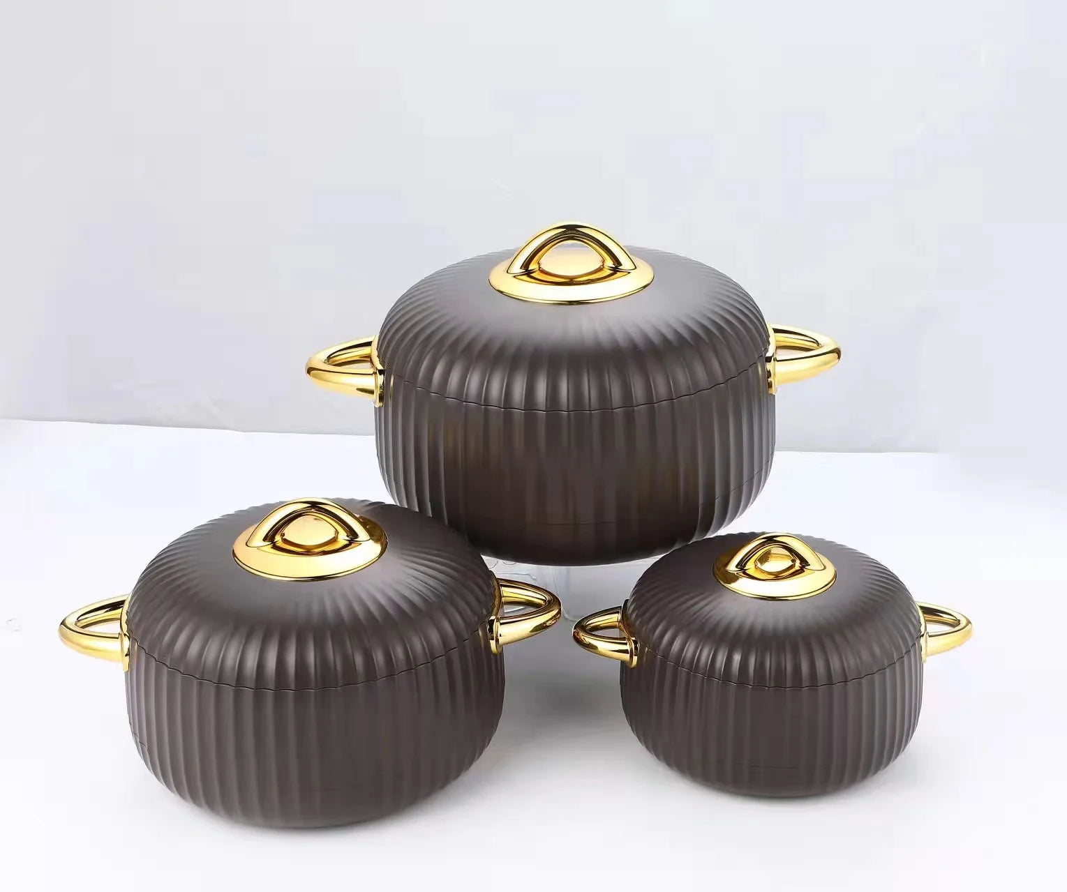 Set of three black diamond heat preservation kitchen containers in 1, 2, and 3.5 liters with secure lids, from 𝕄𝕔 𝕋𝕙𝕖 𝔹𝕝𝕒𝕔𝕜