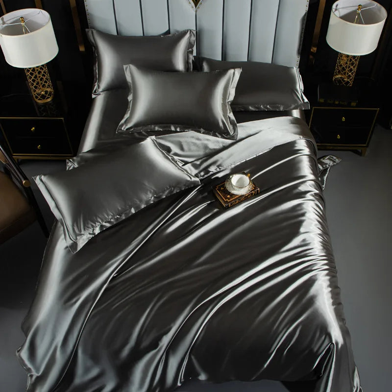 A/B double-sided color bedding set from 𝕄𝕔 𝕋𝕙𝕖 𝔹𝕝𝕒𝕔𝕜 𝔻𝕚𝕒𝕞𝕠𝕟