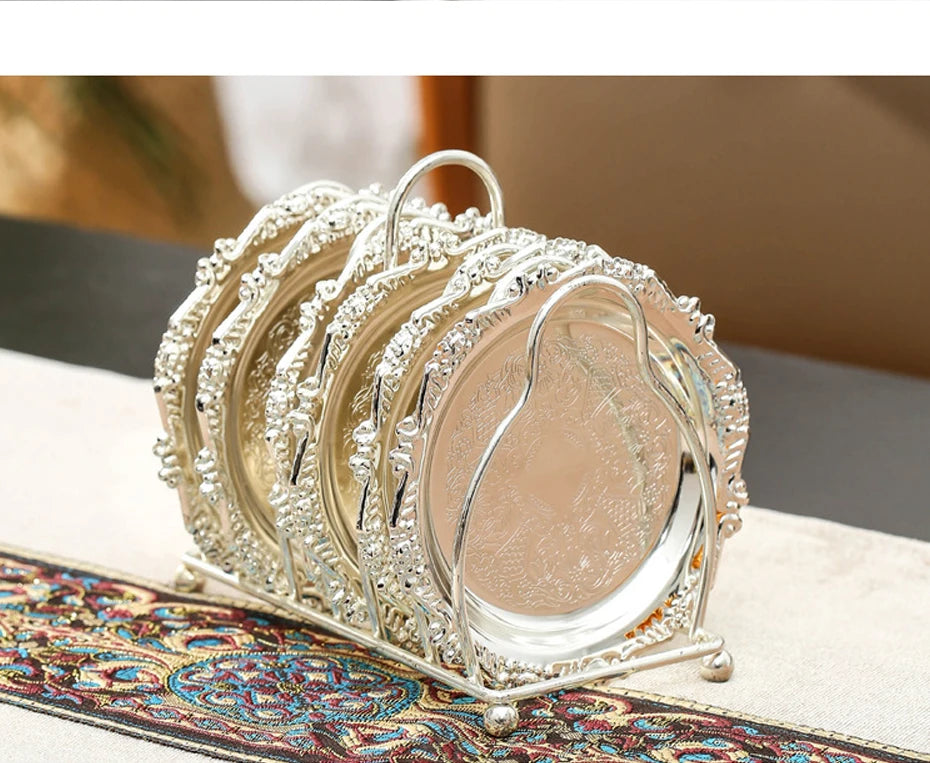 Set of six golden dining plates from 𝕄𝕔 𝕋𝕙𝕖 𝔹𝕝𝕒𝕔𝕜 𝔻𝕚𝕒𝕞𝕠𝕟�