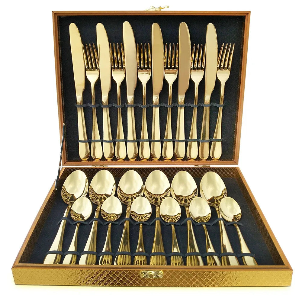 Set of 16/24 gold-colored cutlery and dinnerware from 𝕄𝕔 𝕋𝕙𝕖 𝔹𝕝𝕒𝕔𝕜 𝔻𝕚𝕒𝕞