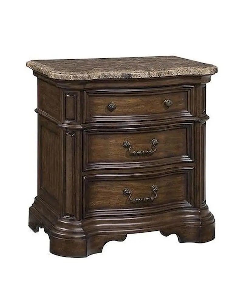 Classic King size bedroom set by 𝕄𝕔 𝕋𝕙𝕖 𝔹𝕝𝕒𝕔𝕜 𝔻𝕚𝕒𝕞𝕠𝕟�
