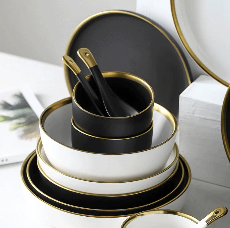 Black and white matte porcelain dinner plate from MC THE BLACK DIAMOND, kitchenware, showcasing a sleek, modern tableware design.