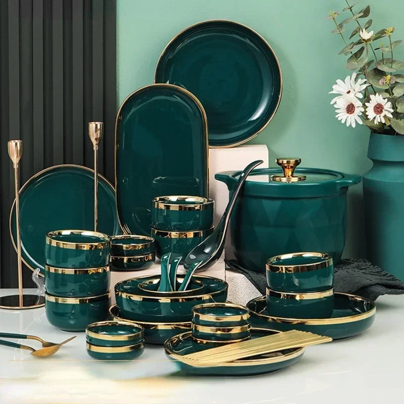 Set of dessert soup ceramic plates from 𝕄𝕔 𝕋𝕙𝕖 𝔹𝕝𝕒𝕔𝕜 𝔻𝕚𝕒𝕞𝕠𝕟�