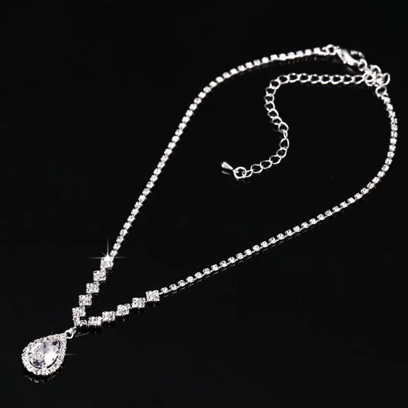 Vintage crystal waterdrop pendant necklace and matching earrings set in silver, elegant wedding jewelry by MC THE BLACK DIAMOND