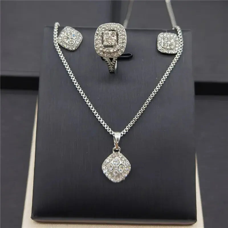 European and American cross-border style jewelry set featuring engagement ring, earrings, and necklace with eight hearts and arrows design.