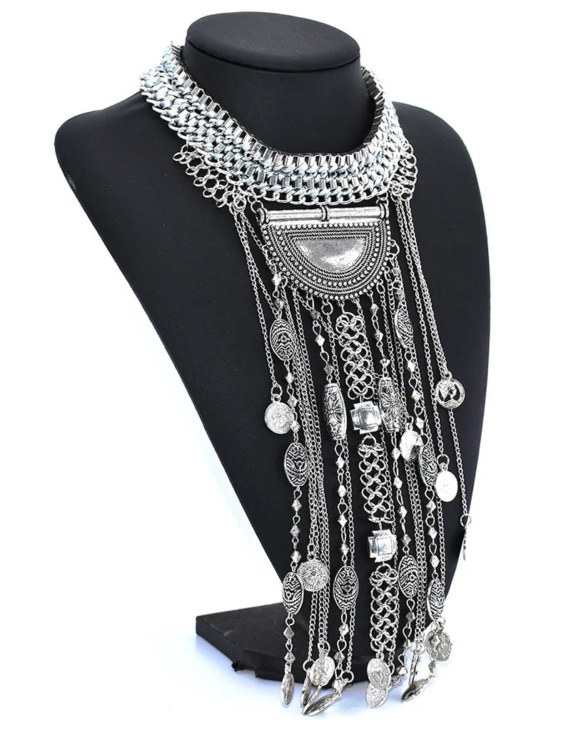 Long boho fashion necklace by 𝕄𝕔 𝕋𝕙𝕖 𝔹𝕝𝕒𝕔𝕜 𝔻𝕚𝕒𝕞𝕠𝕟�