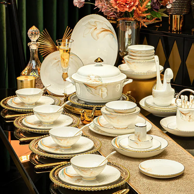 Jingdezhen high-end bowl and plate set from 𝕄𝕔 𝕋𝕙𝕖 𝔹𝕝𝕒𝕔𝕜 𝔻𝕚𝕒𝕞𝕠