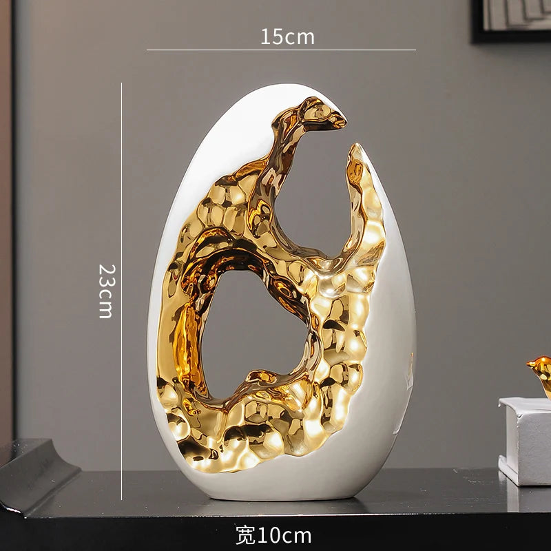 Gold figurines from 𝕄𝕔 𝕋𝕙𝕖 𝔹𝕝𝕒𝕔𝕜 𝔻𝕚𝕒𝕞𝕠𝕟𝕕,
