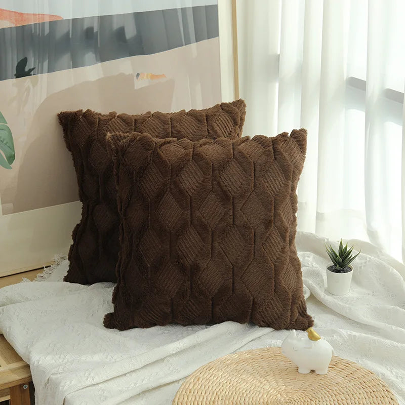 Soft plush short wool velvet decorative pillow cover from 𝕄𝕔 𝕋𝕙𝕖 𝔹𝕝𝕒𝕔𝕜 𝔻𝕚𝕒𝕞𝕠�