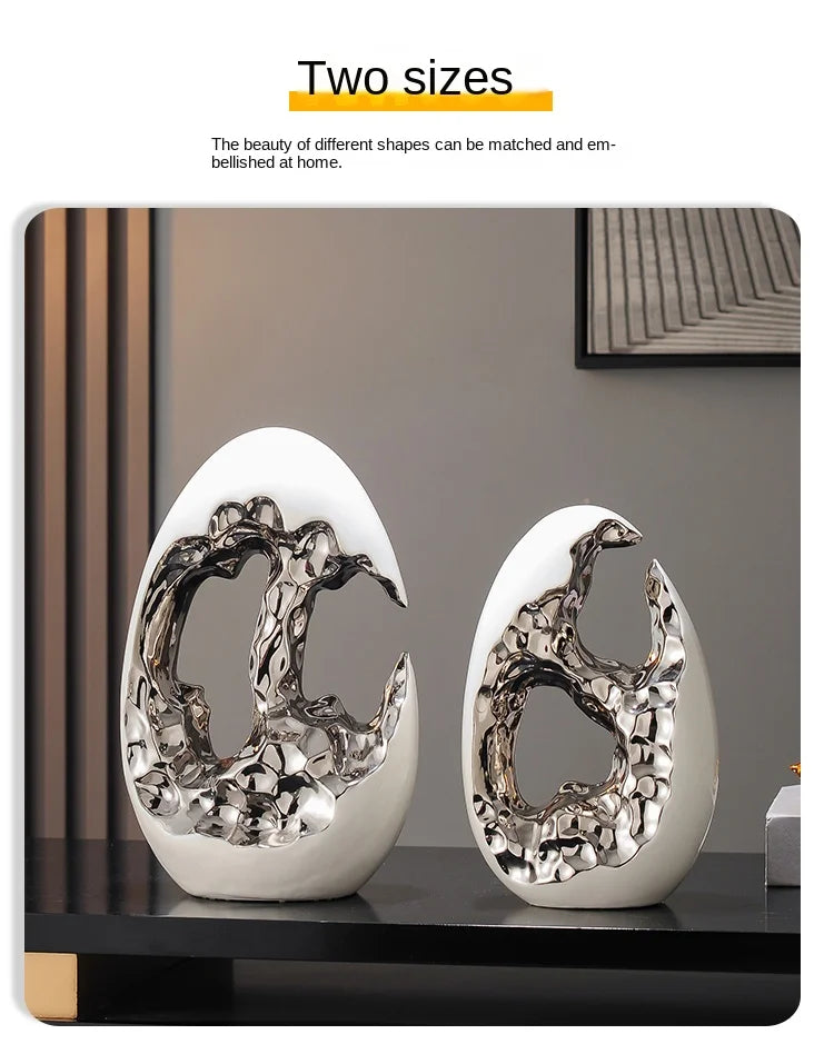 Gold ornaments figurines from 𝕄𝕔 𝕋𝕙𝕖 𝔹𝕝𝕒𝕔𝕜 𝔻𝕚𝕒𝕞𝕠𝕟𝕕