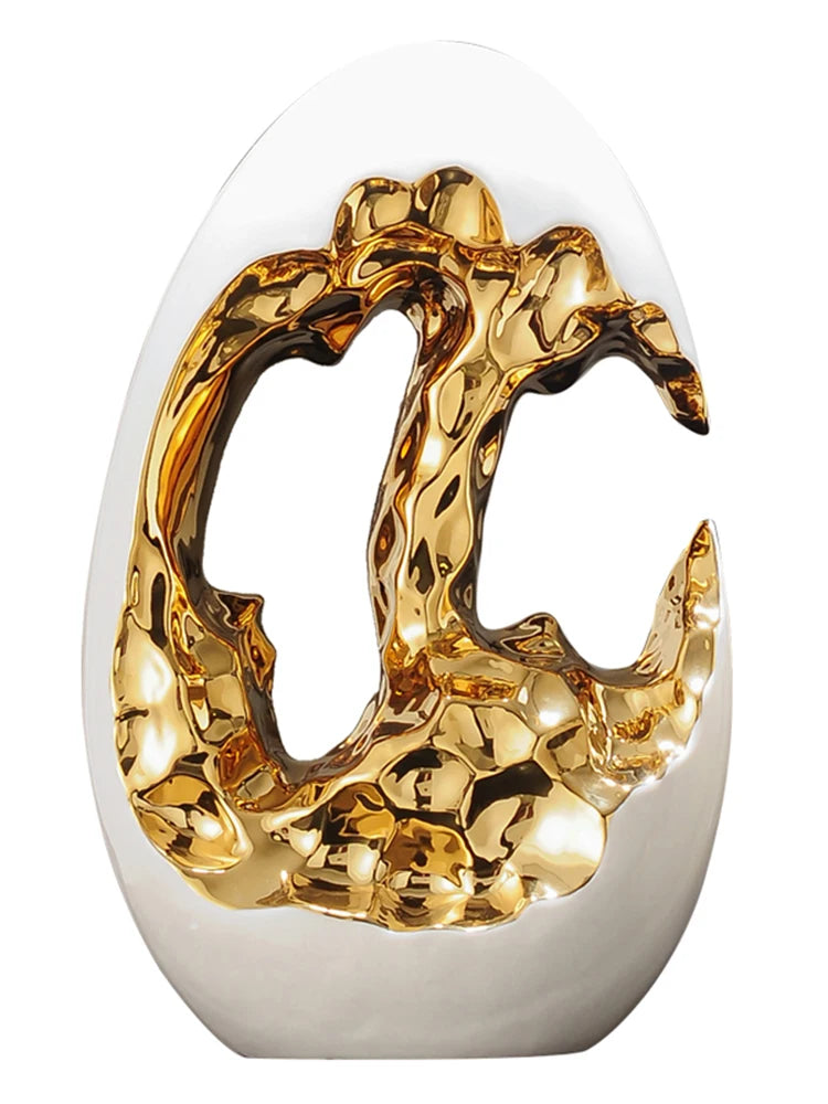Gold figurines from 𝕄𝕔 𝕋𝕙𝕖 𝔹𝕝𝕒𝕔𝕜 𝔻𝕚𝕒𝕞𝕠𝕟𝕕,