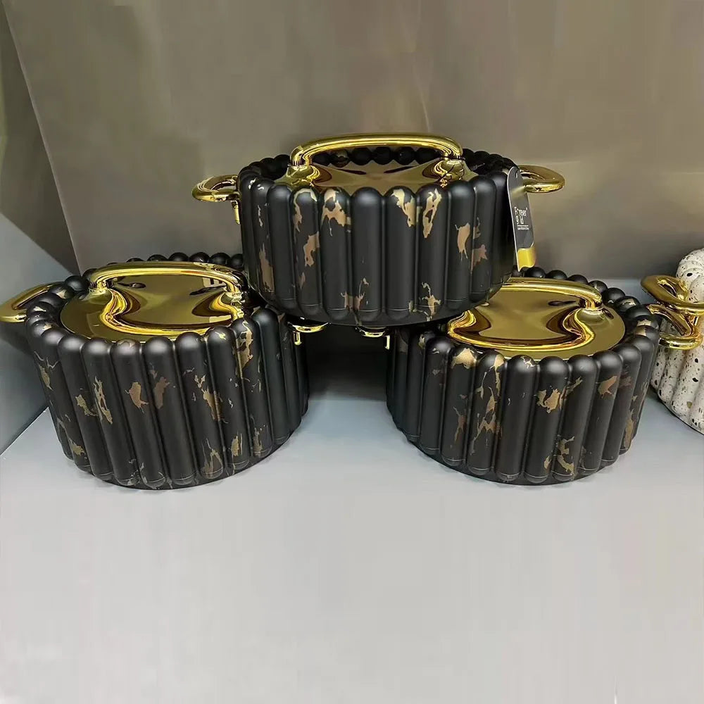 Set of three MC The Black Diamonds insulated kitchen food boxes with double-layer design, ideal for keeping food fresh and warm.