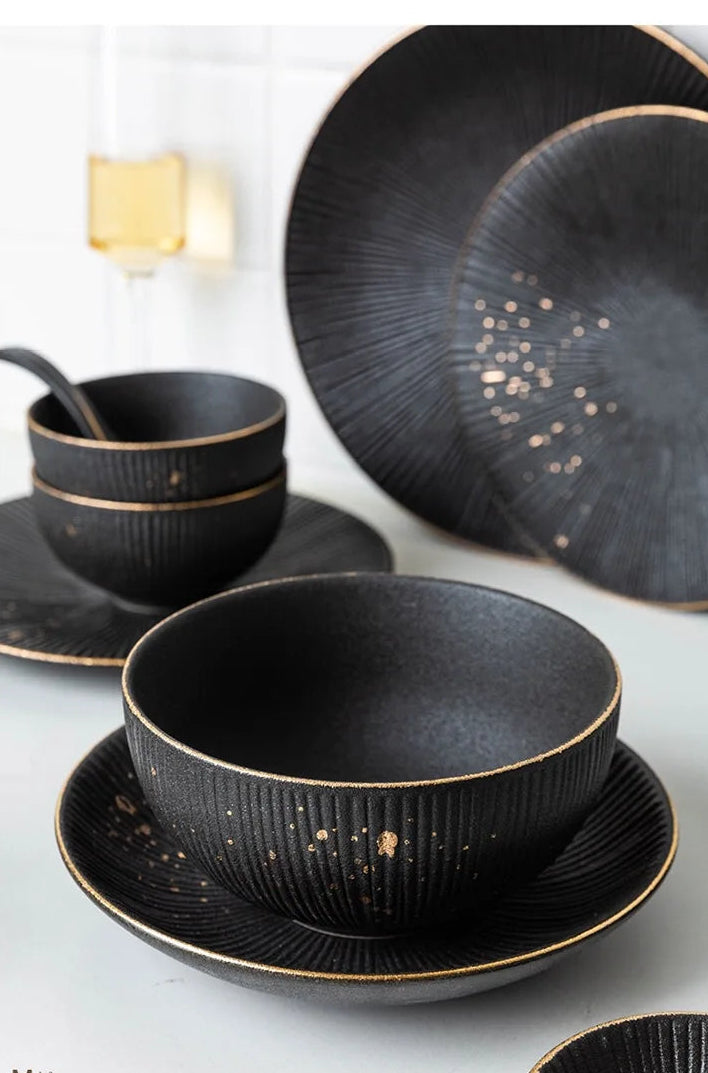 Luxury black striped porcelain dinner plate with gold border from 𝕄𝕔 𝕋𝕙𝕖 𝔹𝕝𝕒𝕔𝕜 𝔻𝕚𝕒𝕞𝕠�